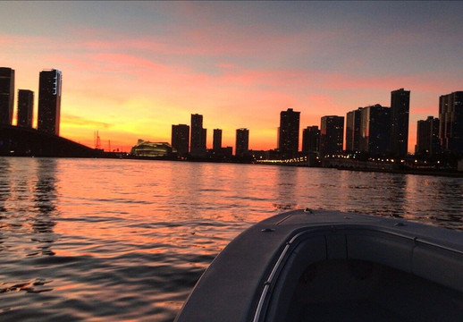 Tranquilo y Tropical Miami Boat Rental, Charters, & Tours Miami-迈阿密海滩必去景点