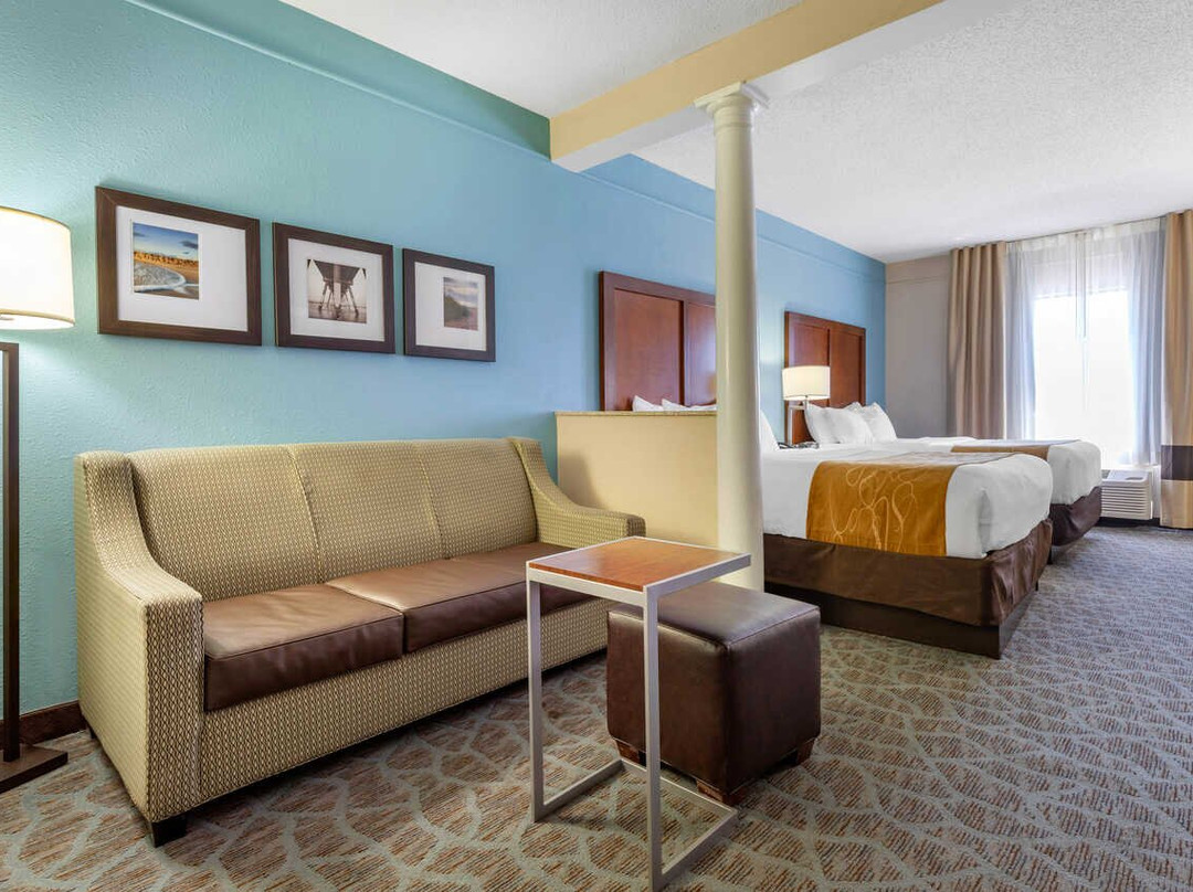 Comfort Suites Southport - Oak Island主图