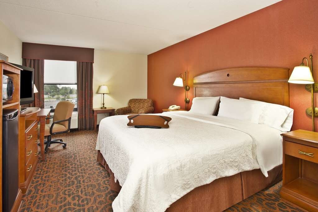 Hampton Inn Anderson主图