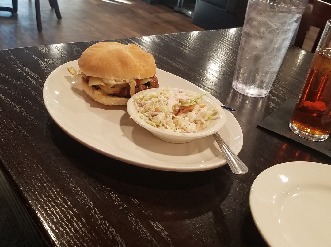 North Jackson餐馆和美食-Post Office Pub