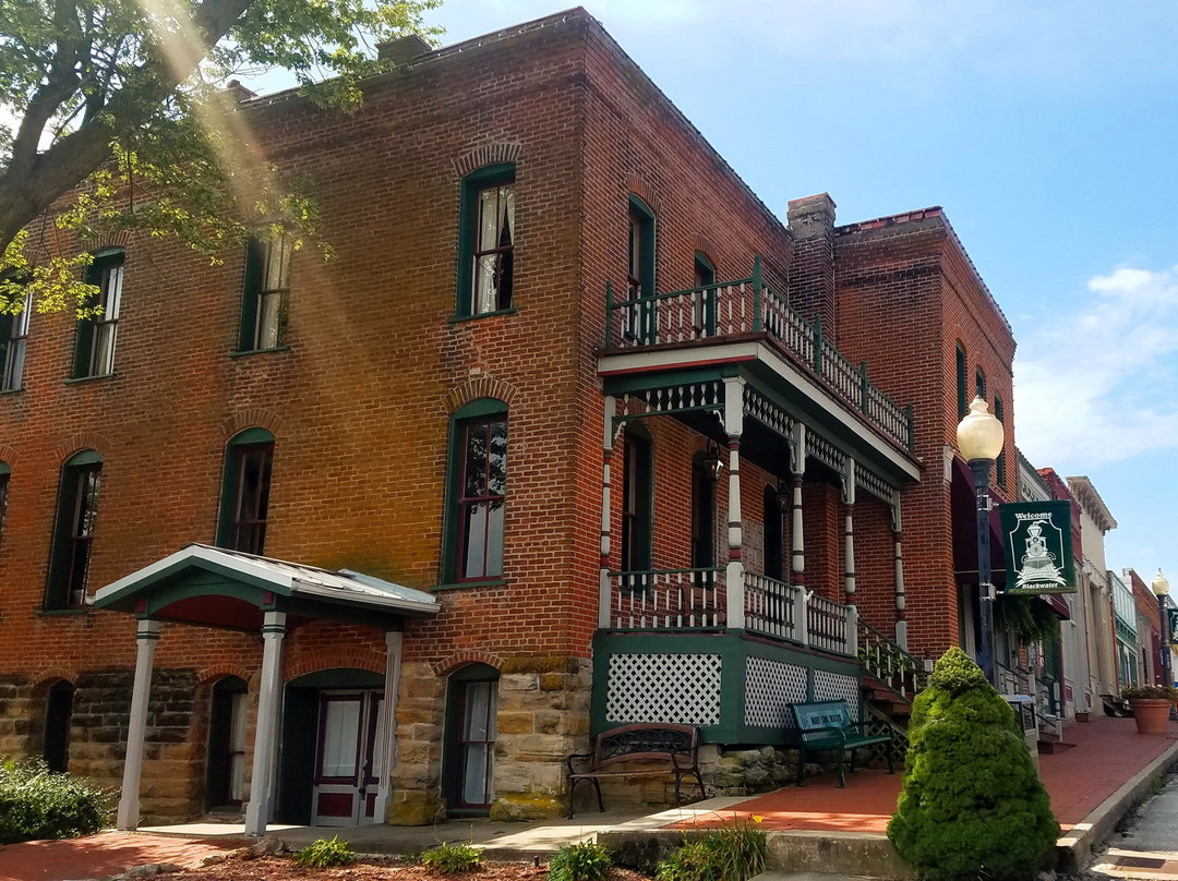 Iron Horse Hotel主图