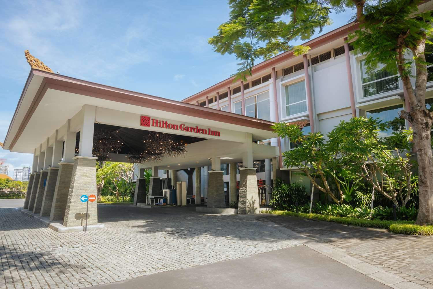 巴厘岛机场希尔顿花园酒店-官方