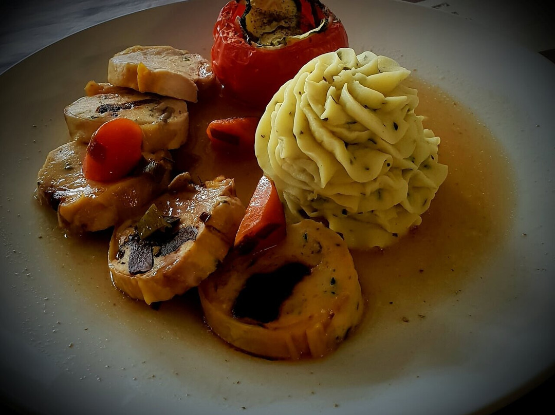 Labesserette餐馆和美食-Restaurant L'Auberge de Teissieres