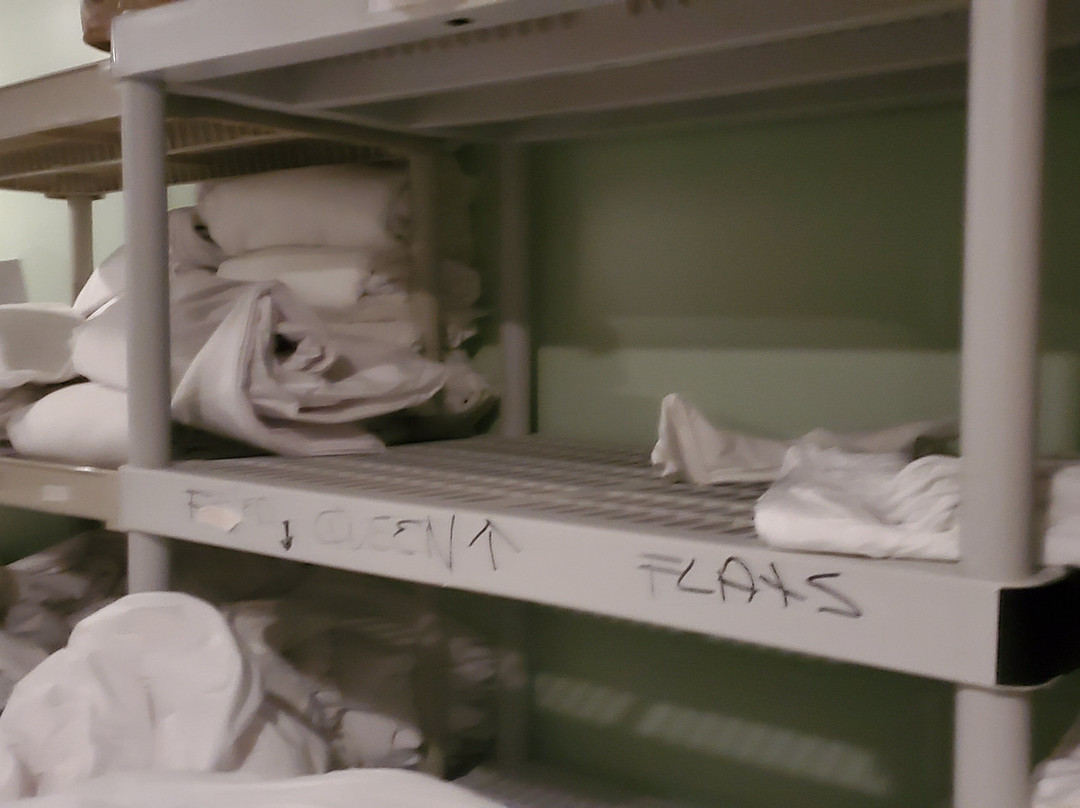 Catalina Court主图