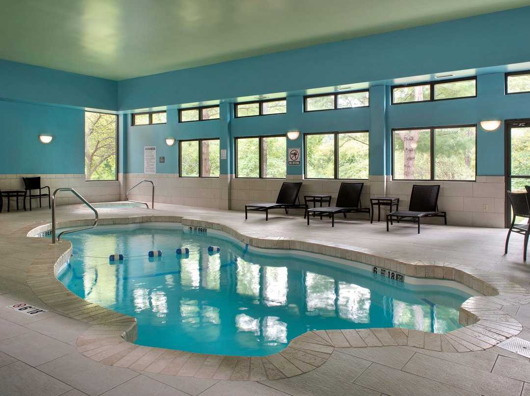 Holiday Inn Express & Suites Great Barrington - Lenox Area By IHG主图