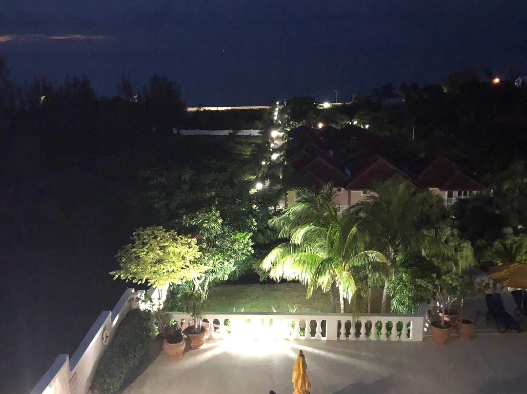 Ocean West Boutique Hotel主图