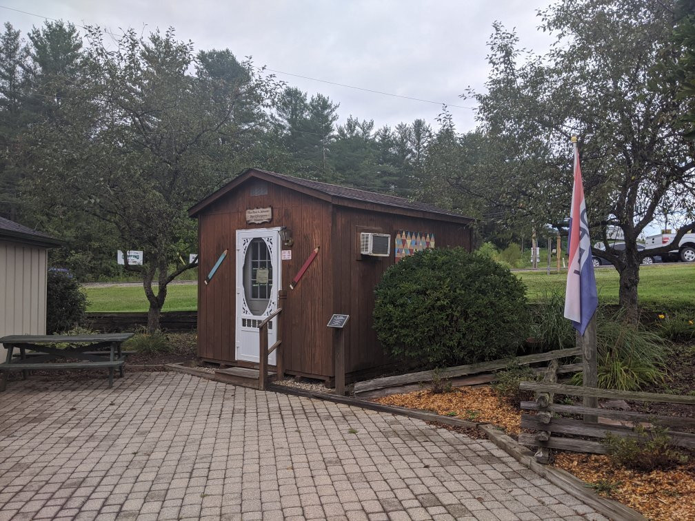 Paul A. Johnson Pencil Sharpener Museum-洛根必去景点