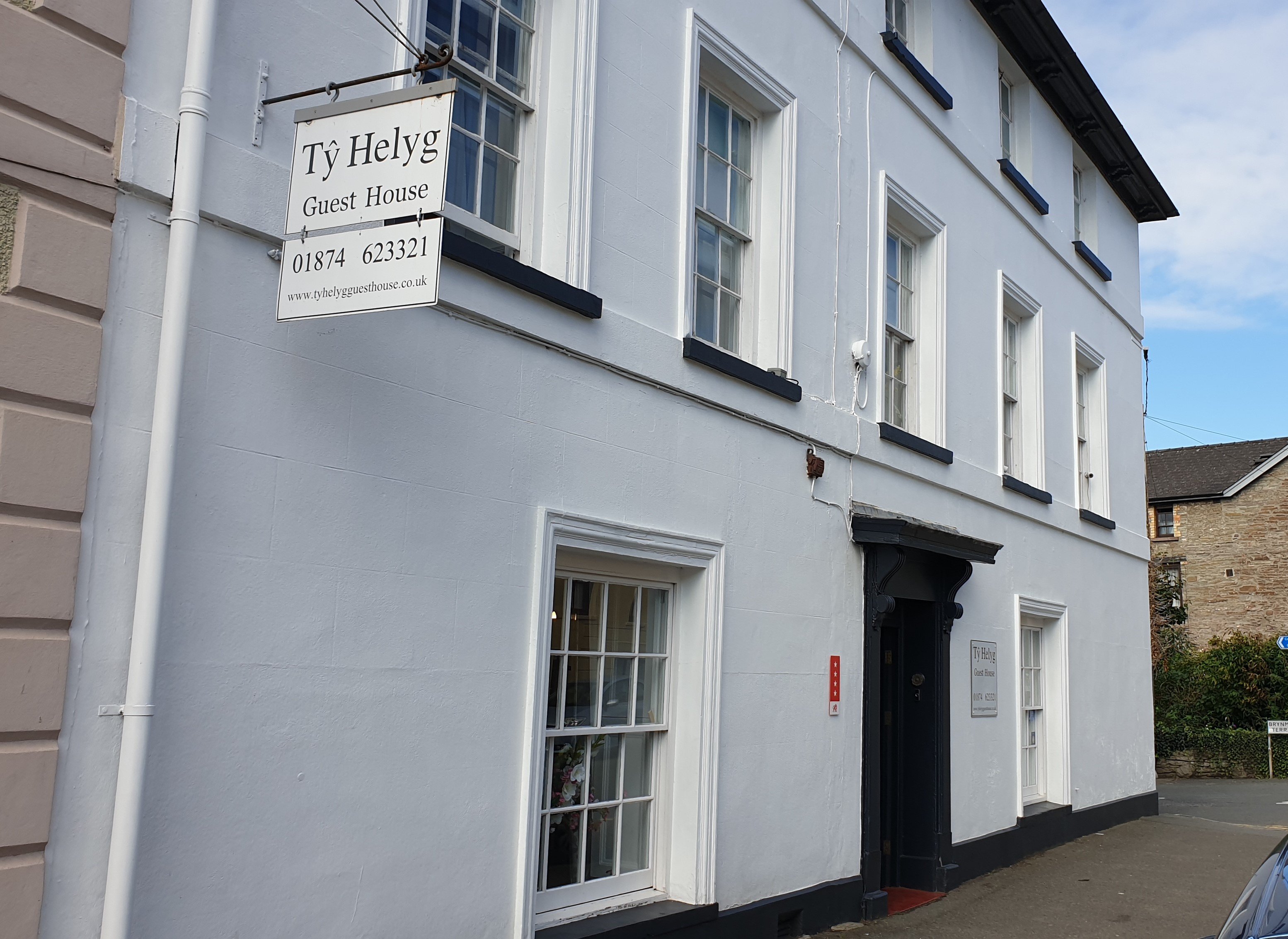 Ty Helyg Guest House-浴室