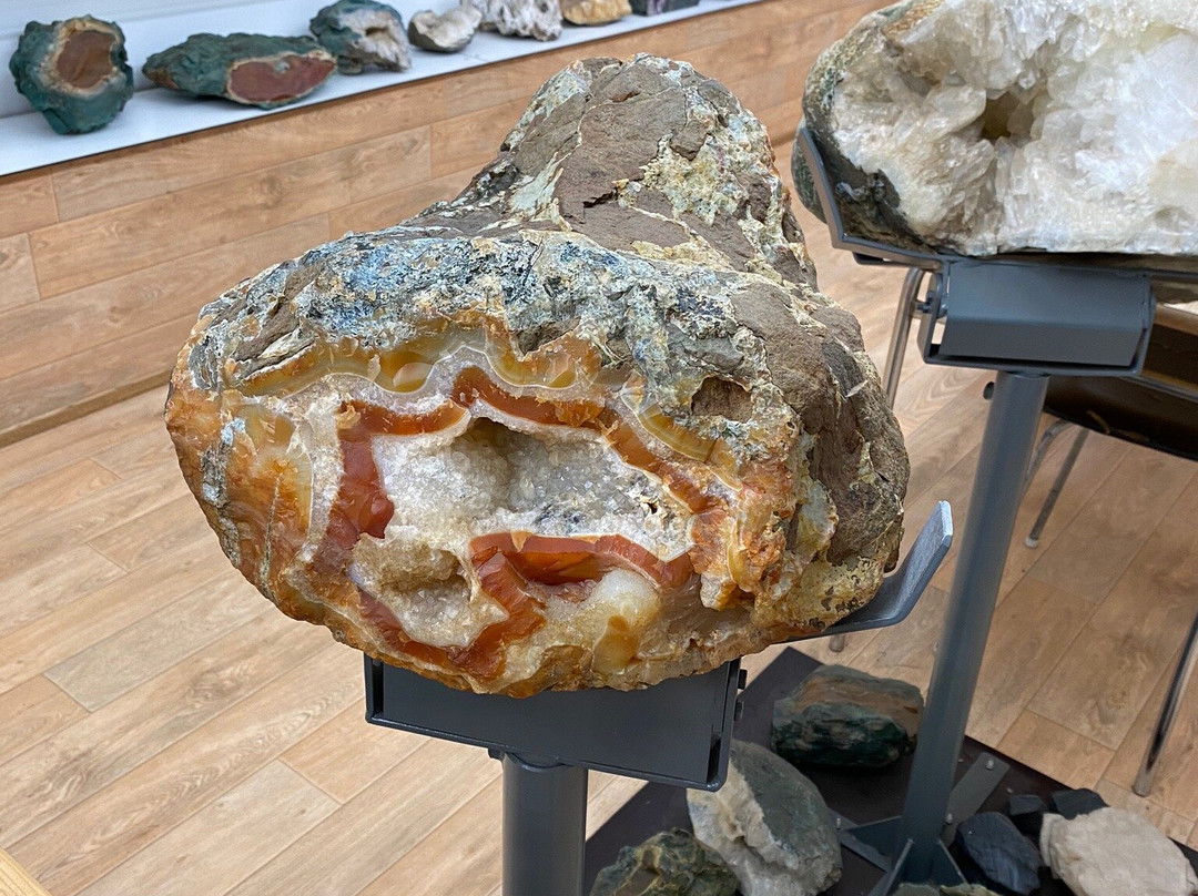 Audun's Mineral collection-Djupivogur必去景点