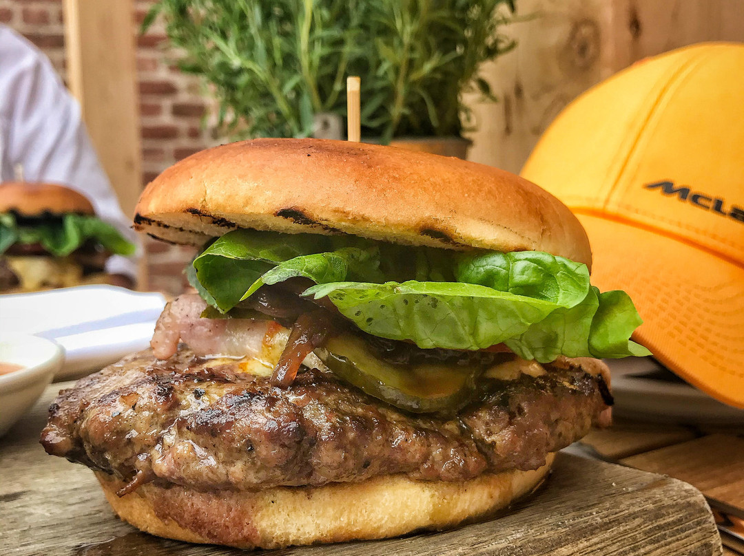 提斯特尔格罗夫纳酒店主图