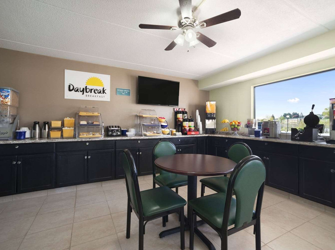 萨默塞特戴斯酒店主图