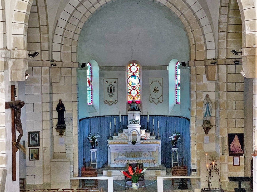 Chapelle Notre-Dame-l'Agenouillée d'Azay-sur-Thouet-Azay-sur-Thouet必去景点