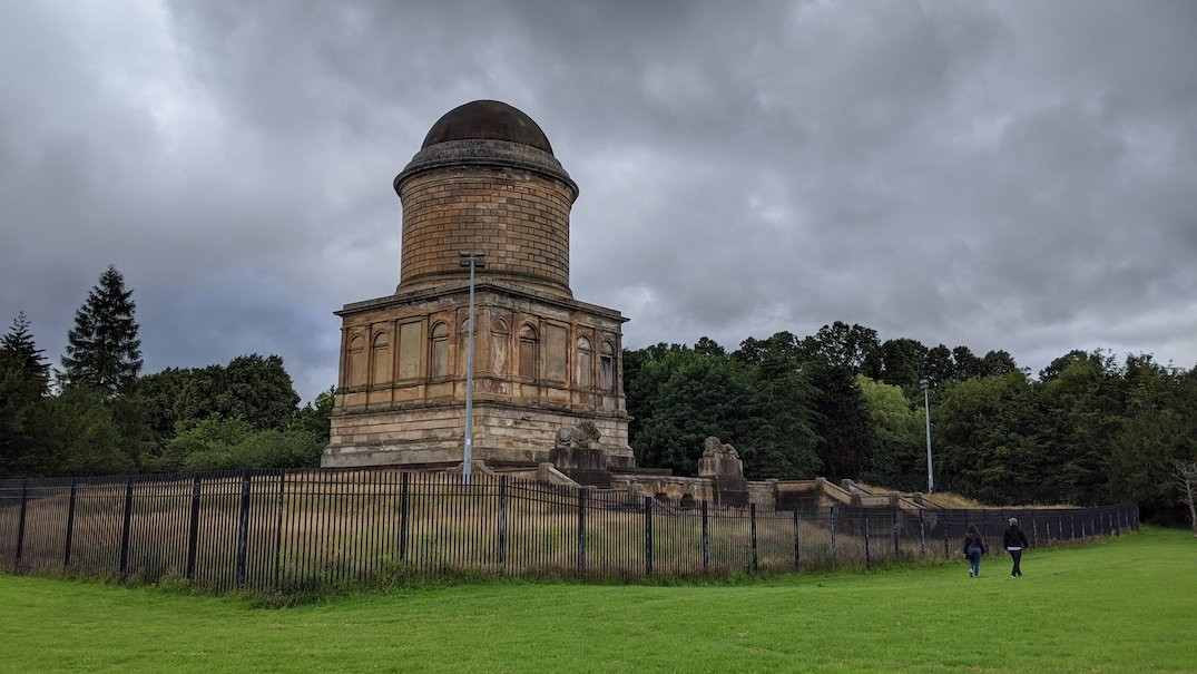 Hamilton Mausoleum景点图片
