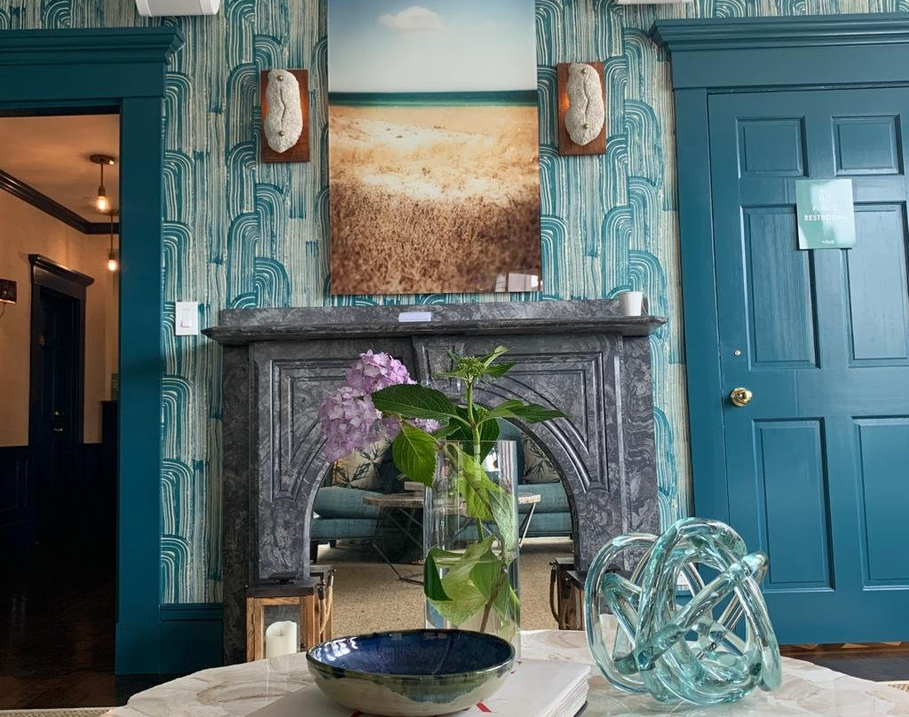 The Christopher主图