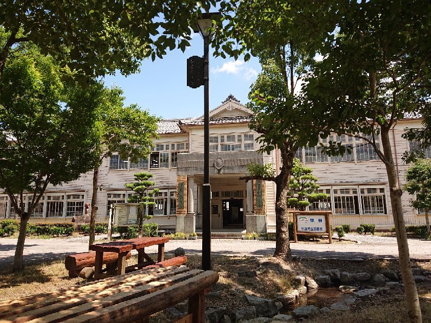 Koracho Public Library