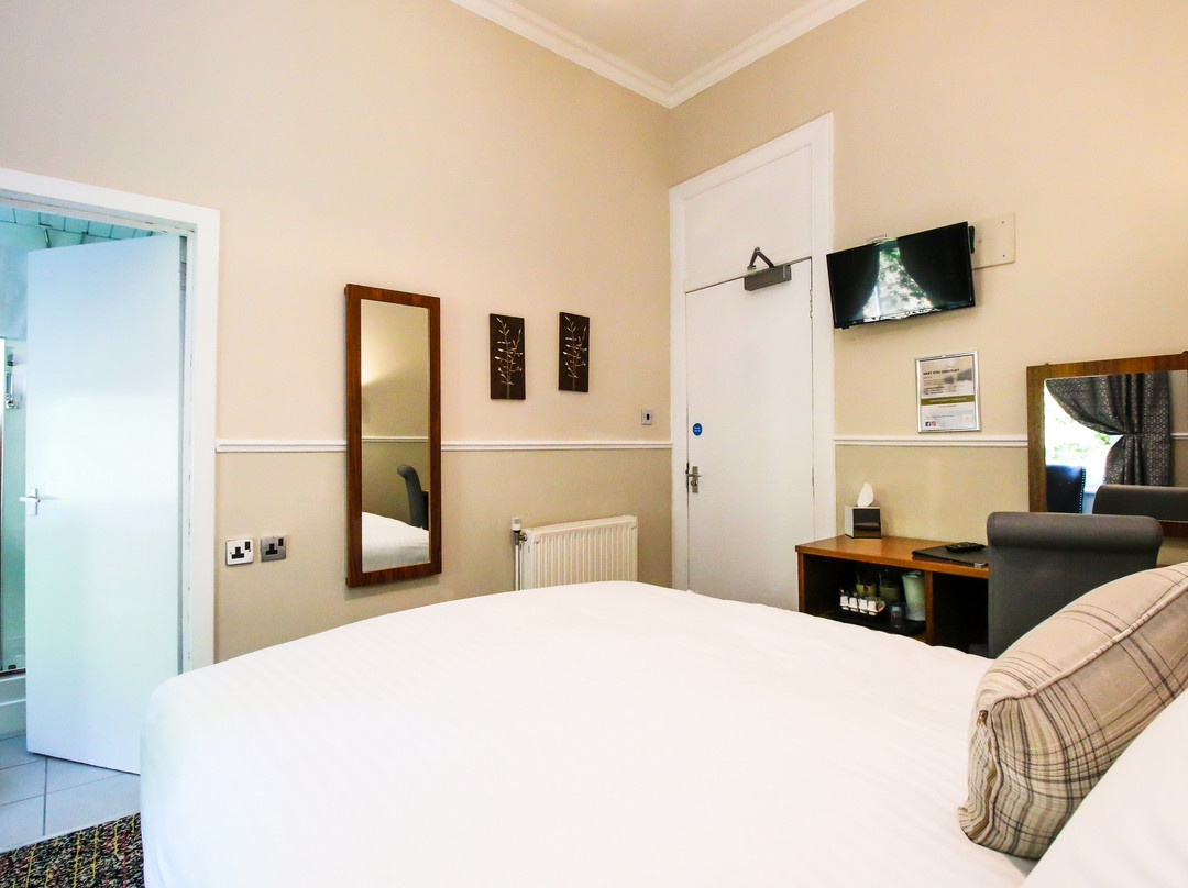 凯尔温格罗夫酒店主图