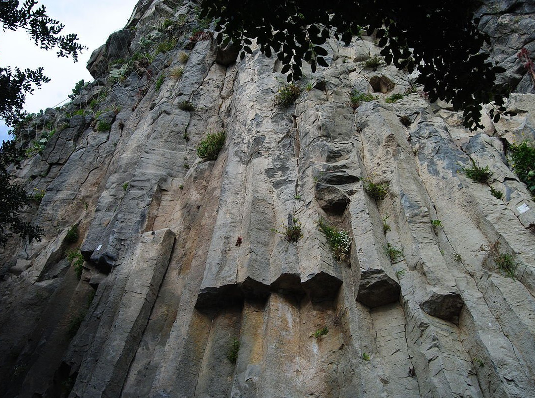 Il Neck-Motta Sant'Anastasia必去景点