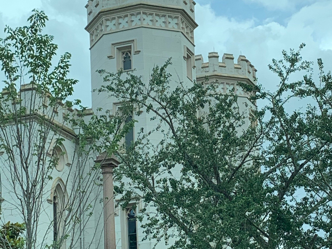 Riverfront Plaza-巴吞鲁日必去景点