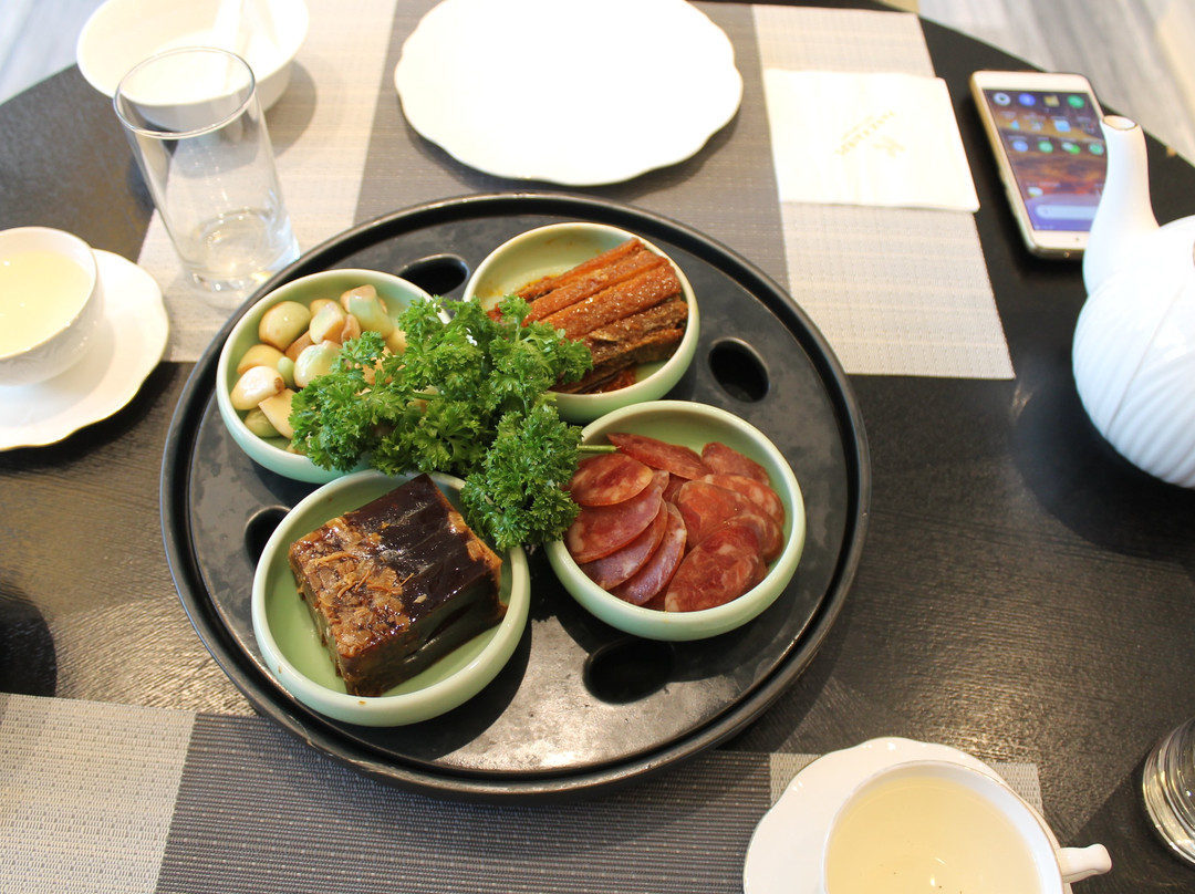 华益卡伊洛斯酒店主图