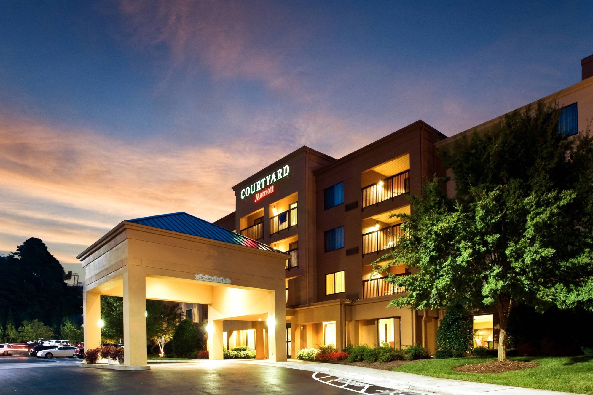 Courtyard by Marriott Winston-Salem Hanes Mall-官方