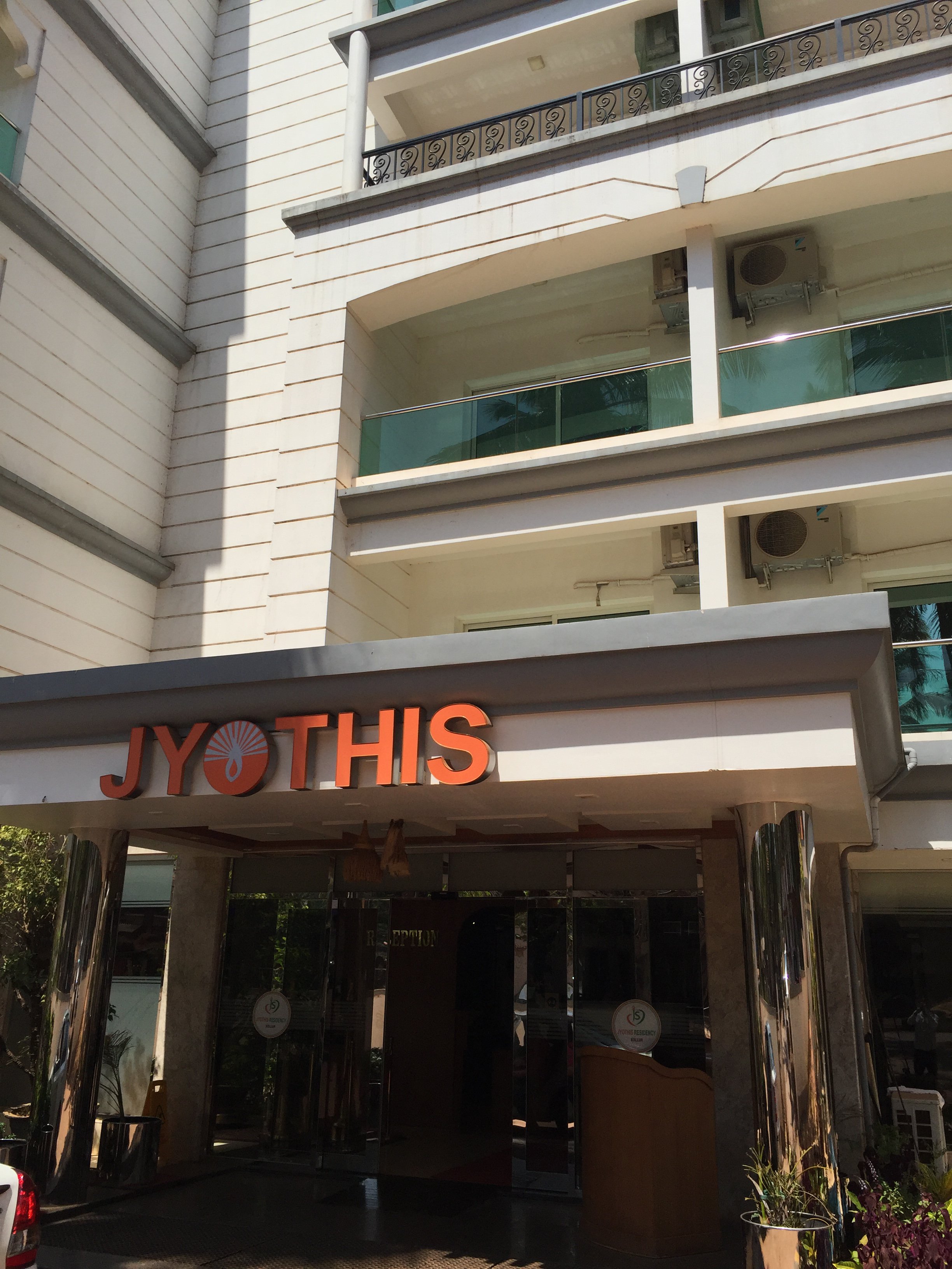 Jyothis Residency-浴室