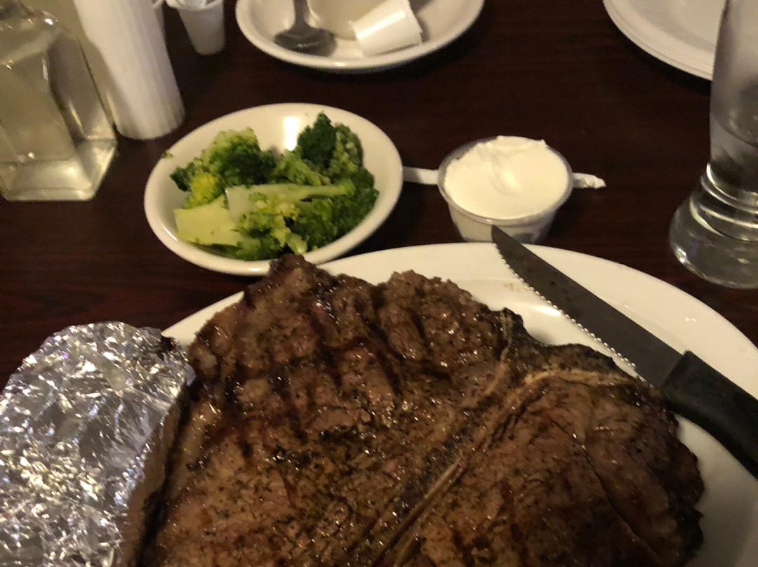 Lancaster餐馆和美食-Boston Hotel's Steak & Crab