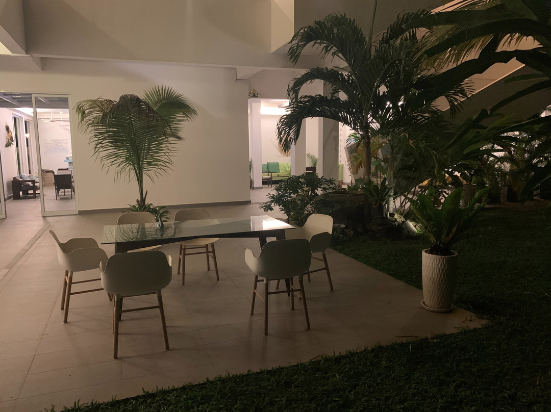 纳亚度假酒店主图