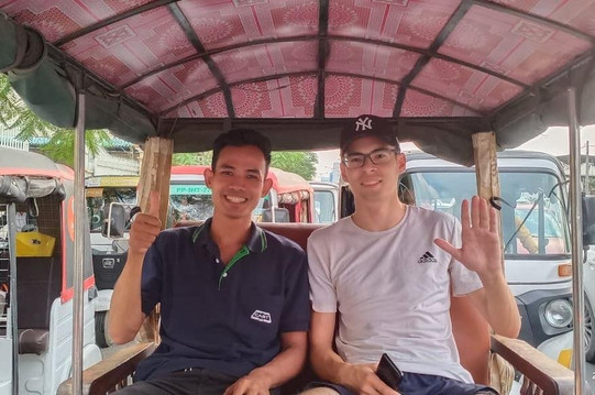 Tuktuk Khmer-金边必去景点