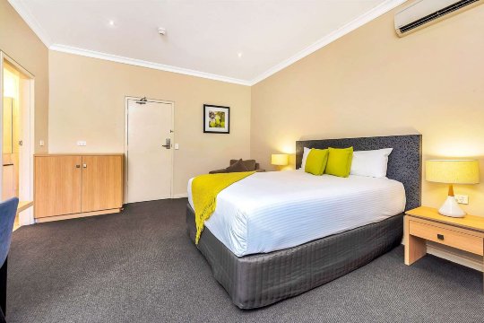 松布列罗舒适套房酒店-官方