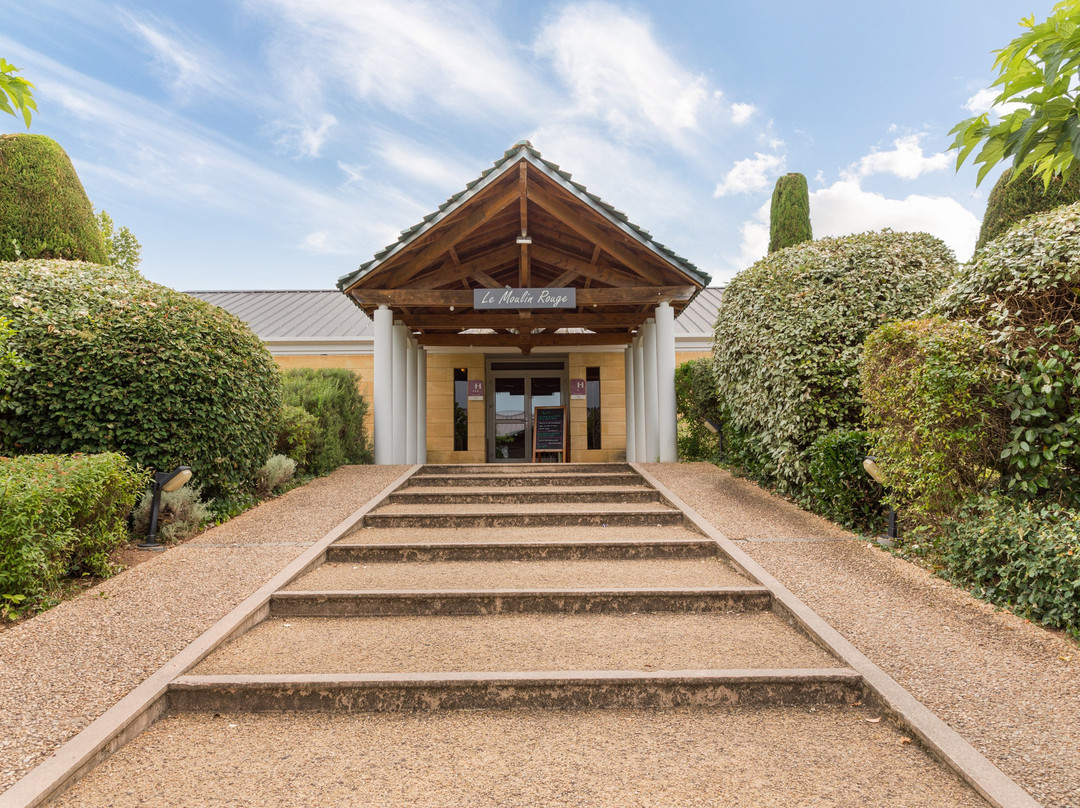 Hotel Le Moulin Rouge主图
