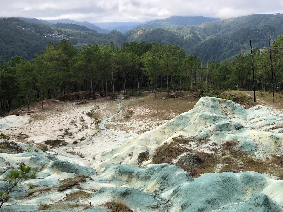 Blue Soil HIlls-萨加达必去景点
