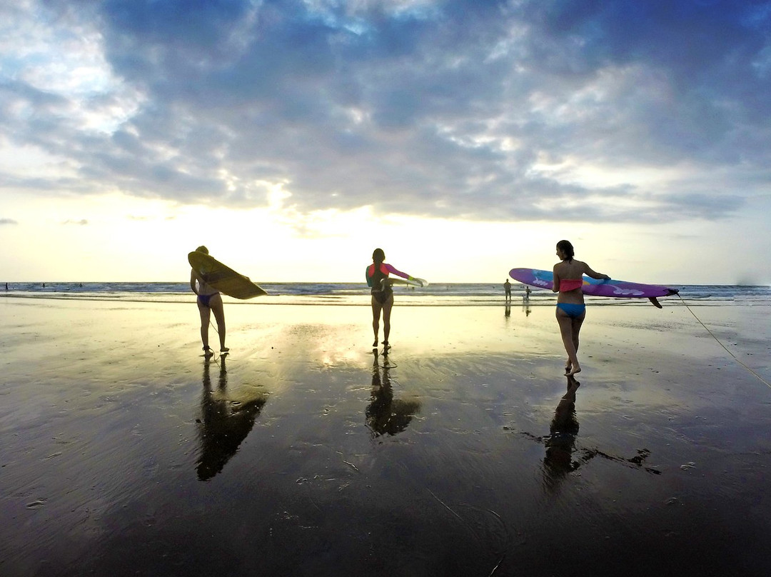 Escuela De Surf Olón景点图片