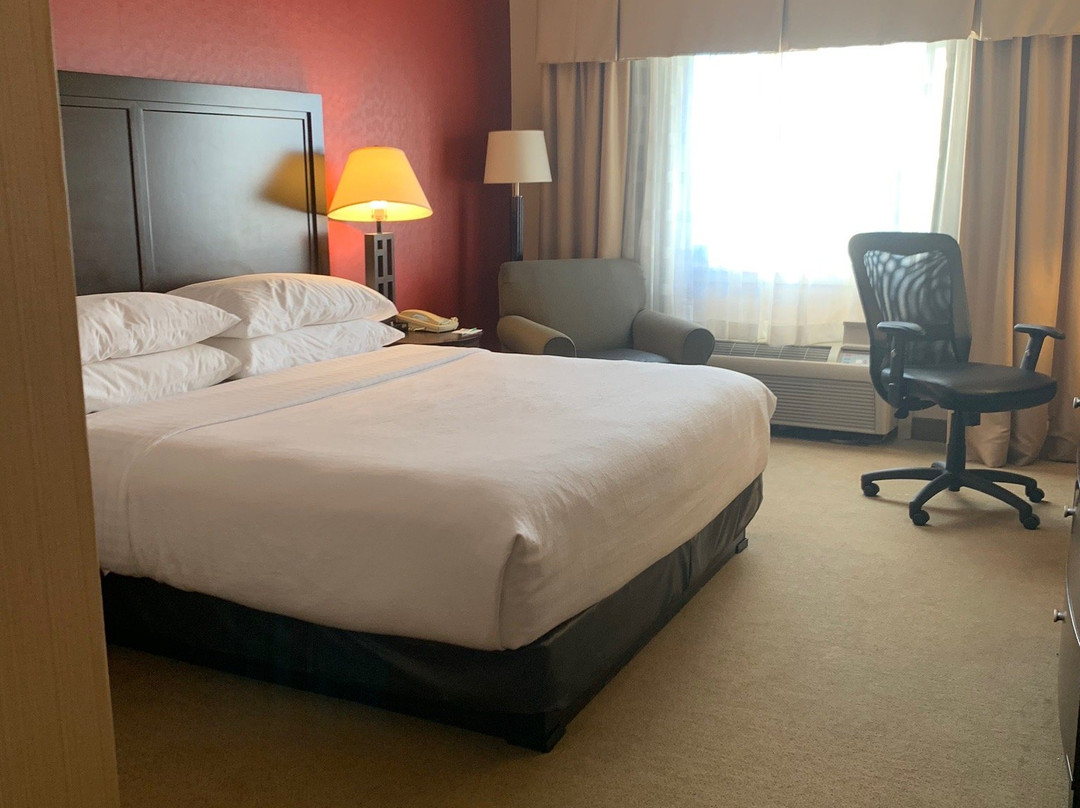 陶顿福克斯波罗区假日酒店主图