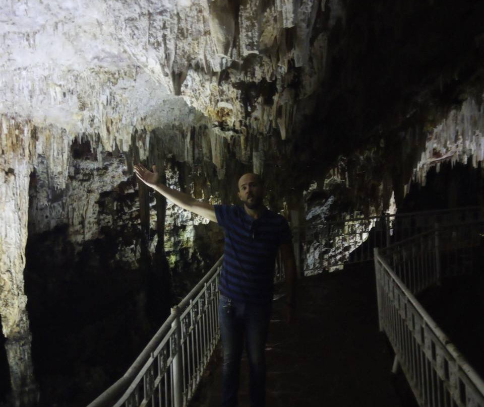 Les Grottes de Beni Add景点图片