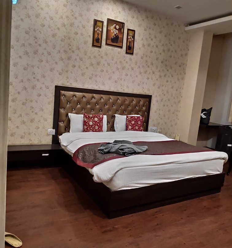 Hotel Krishnam Vrindavan主图