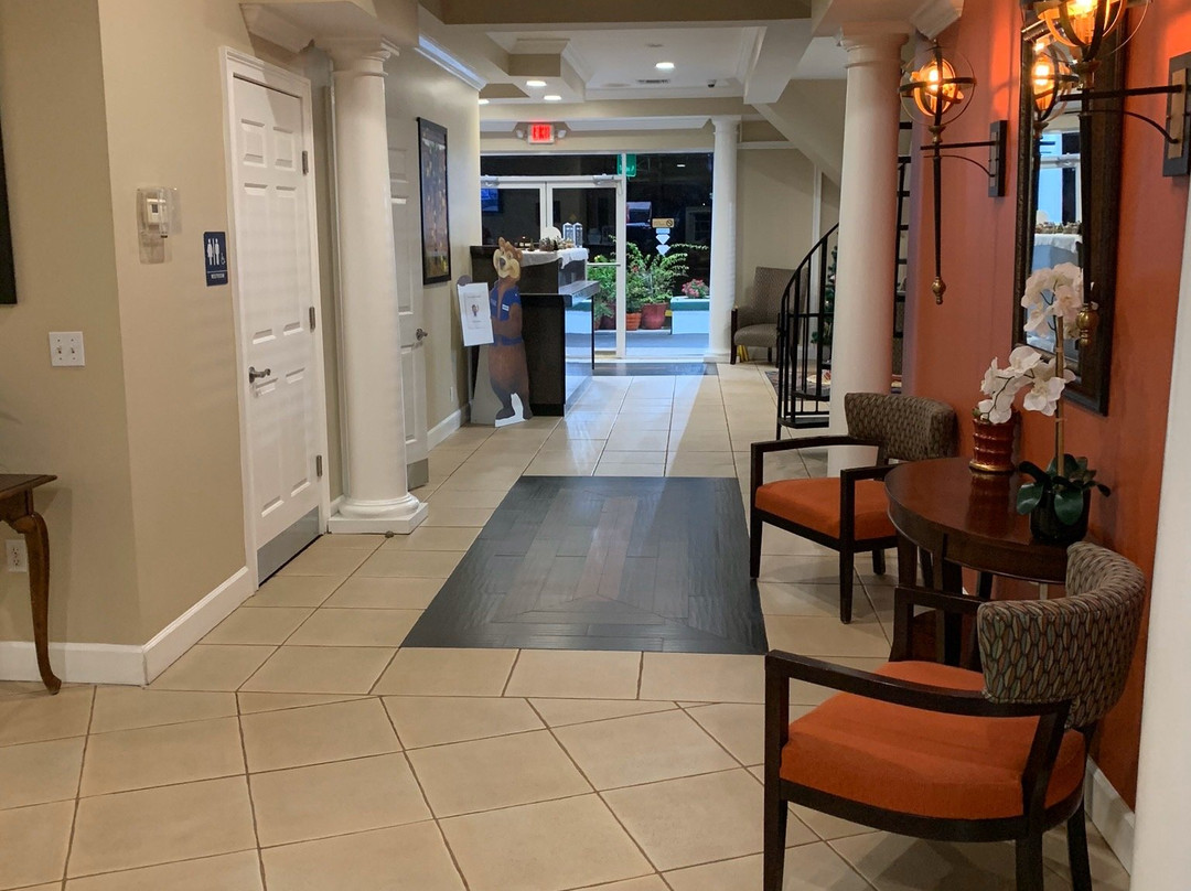 Travelodge By Wyndham Lakeland主图