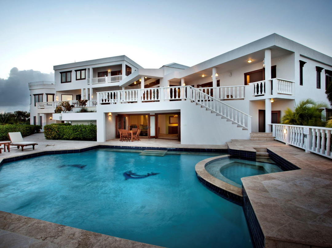 Sheriva Villa Hotel主图