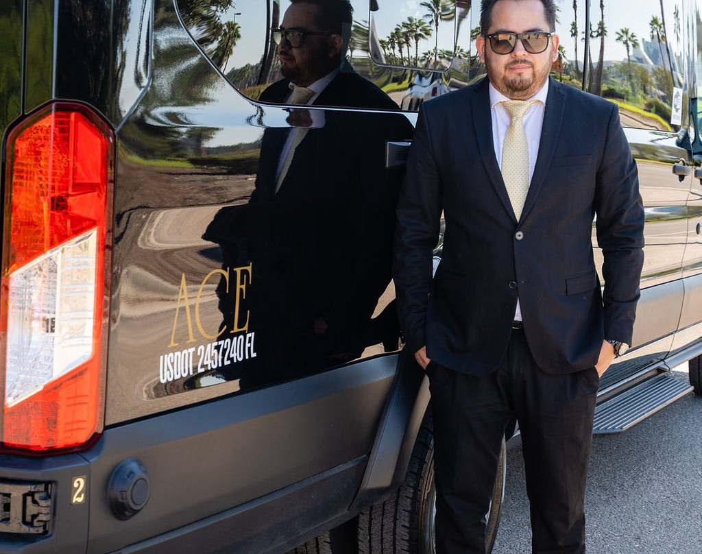 Ace Luxury Transportation-奥兰多必去景点