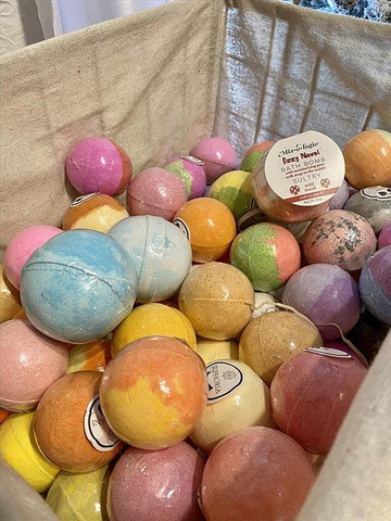 Luxe Boutique & Luxe Street Boutique Fashion Truck-布卢明顿必去景点