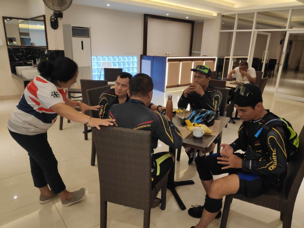 Paris Day Hotel主图