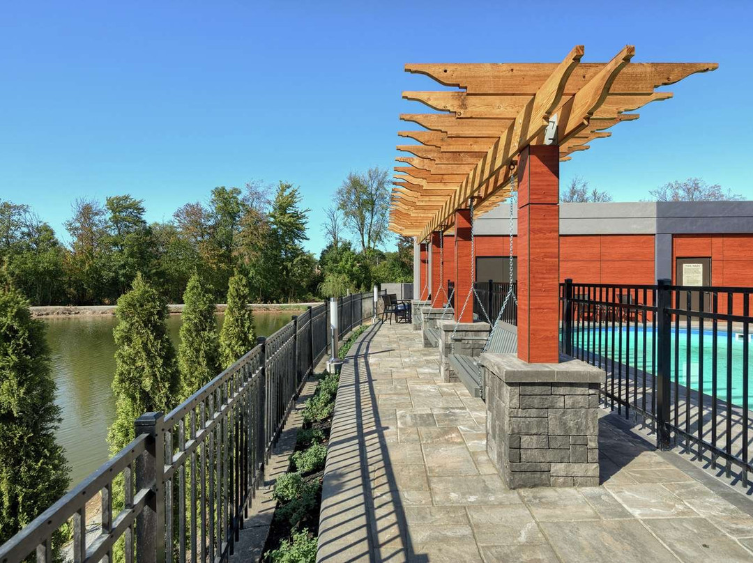 Hampton Inn Louisville-Northeast主图