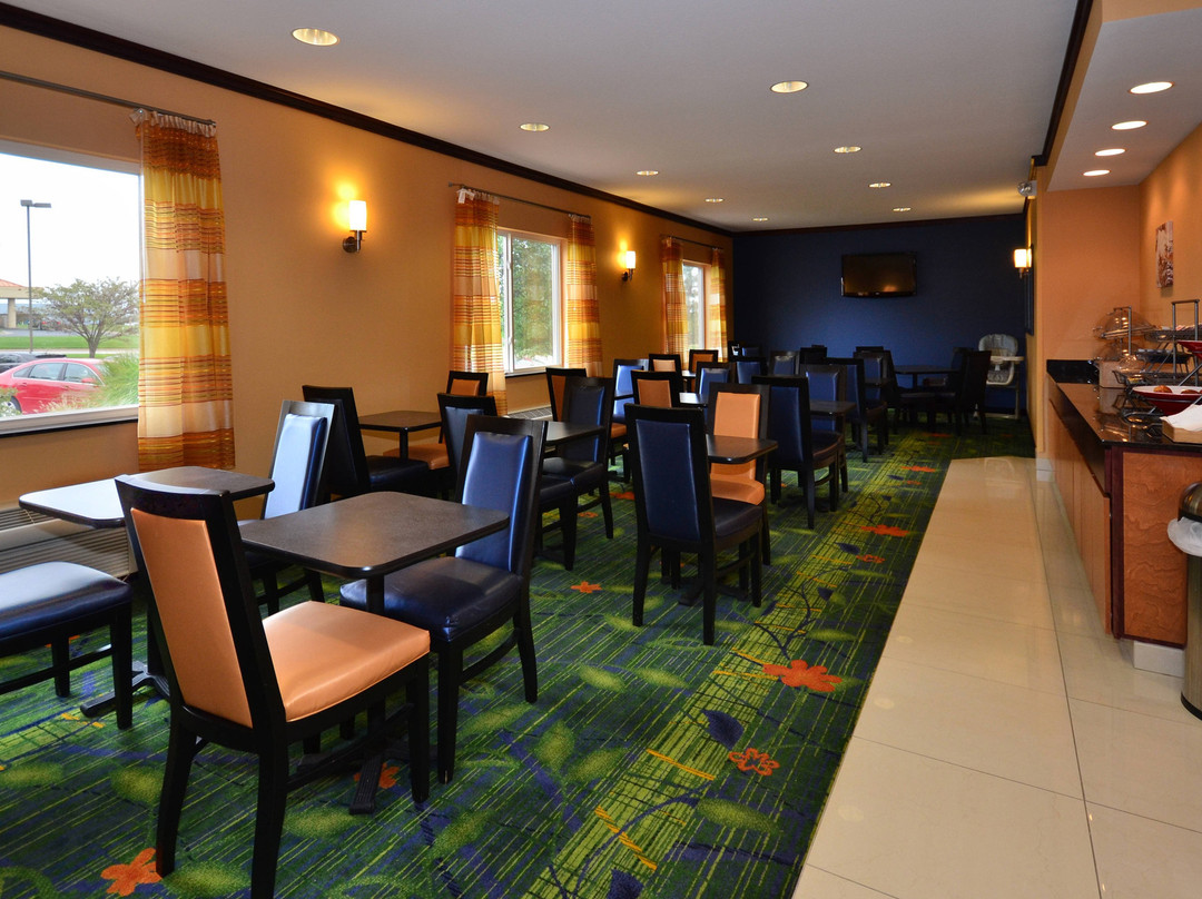 Fairfield by Marriott Inn & Suites Jefferson City主图