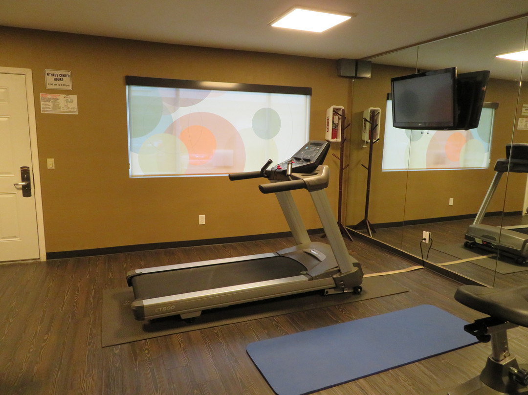 太平洋丛林镇贝斯特韦斯特套房酒店主图