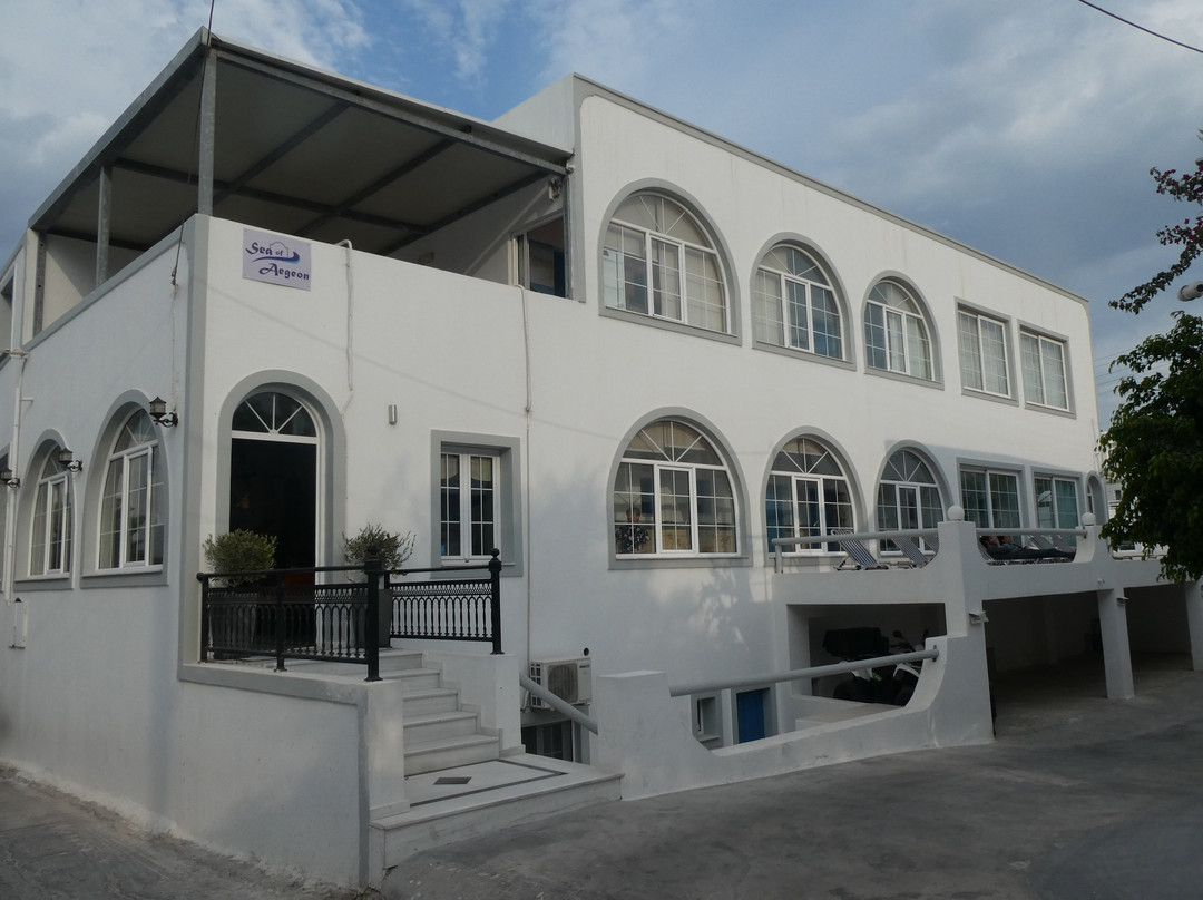 爱琴海酒店主图