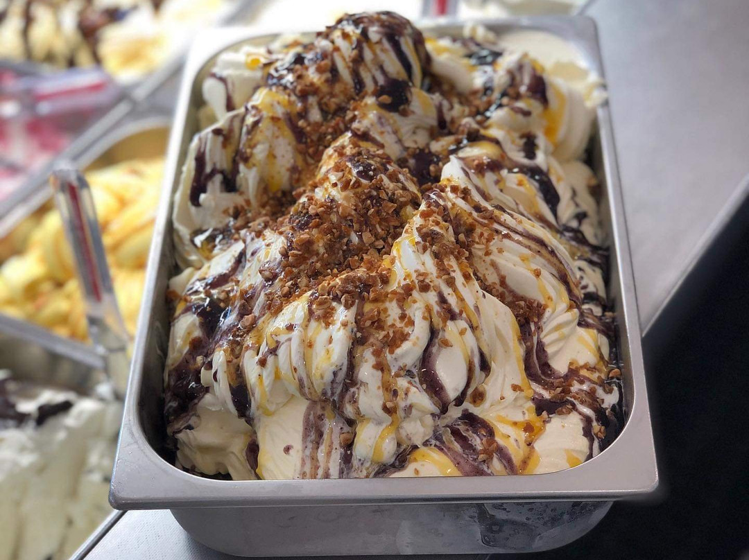 Gelateria Ice Boat