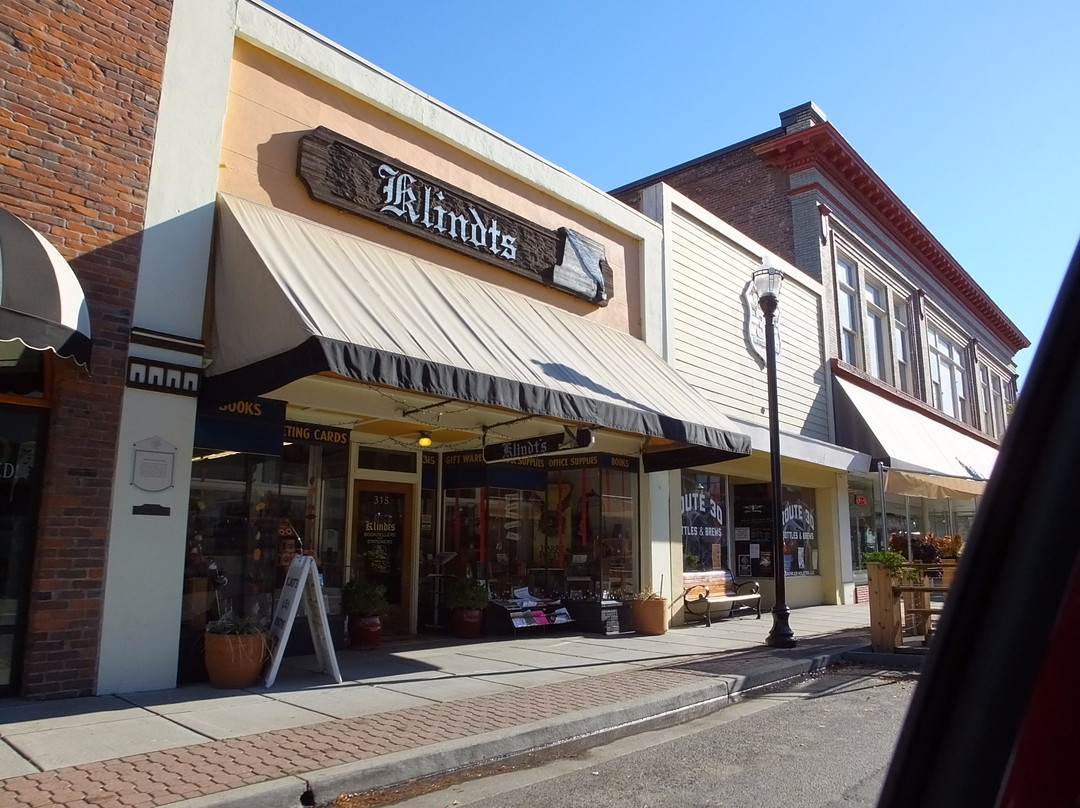 Dufur旅游景点-Klindt's Bookstore
