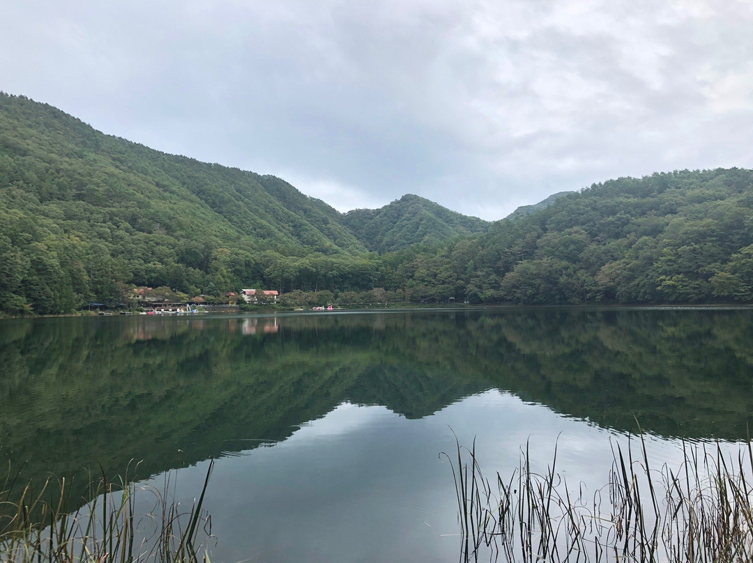 Lake Shibire景点图片