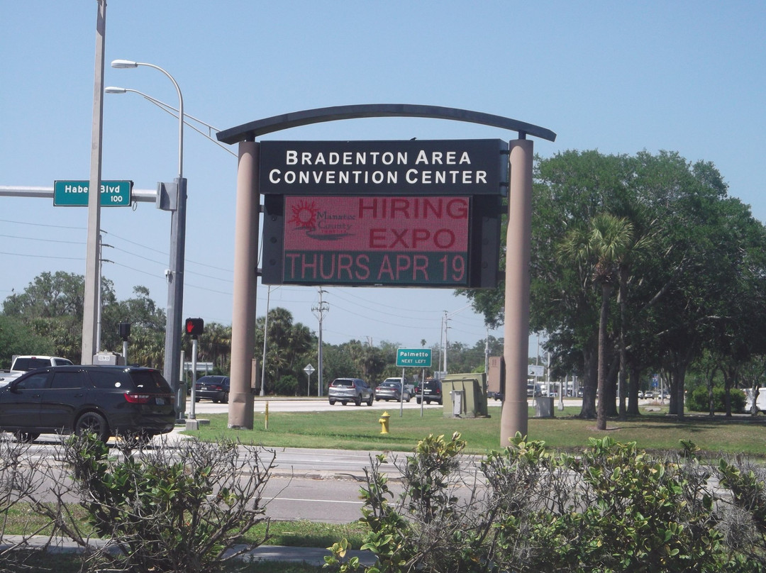 Manatee Convention Center景点图片