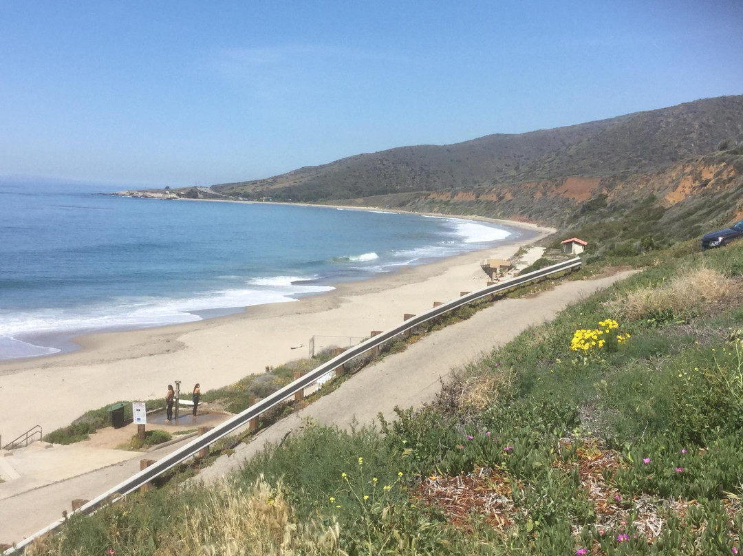 Nicholas Canyon Beach景点图片