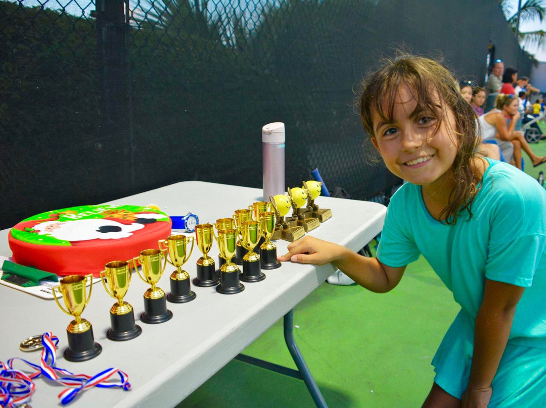 Turks and Caicos Islands Tennis Academy-普罗维登西亚莱斯必去景点